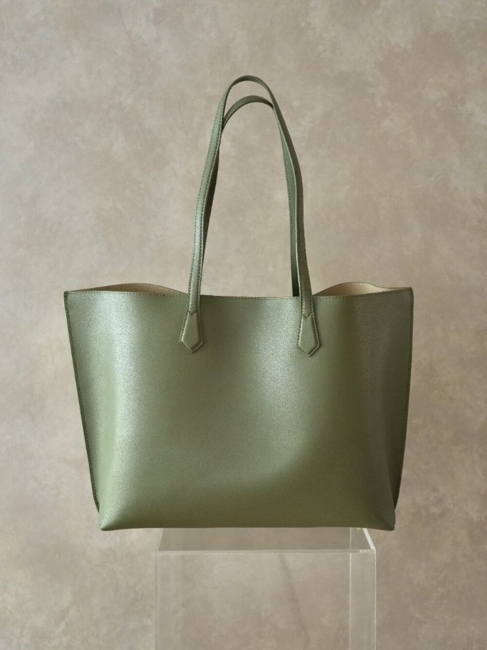 Quince Italian Leather Triple Compartment Shopper Tote in Olive Green
